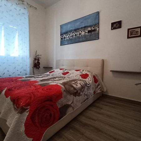 Piccione Marittimo Appartamento Vicinanze Mare Livorno Zewnętrze zdjęcie